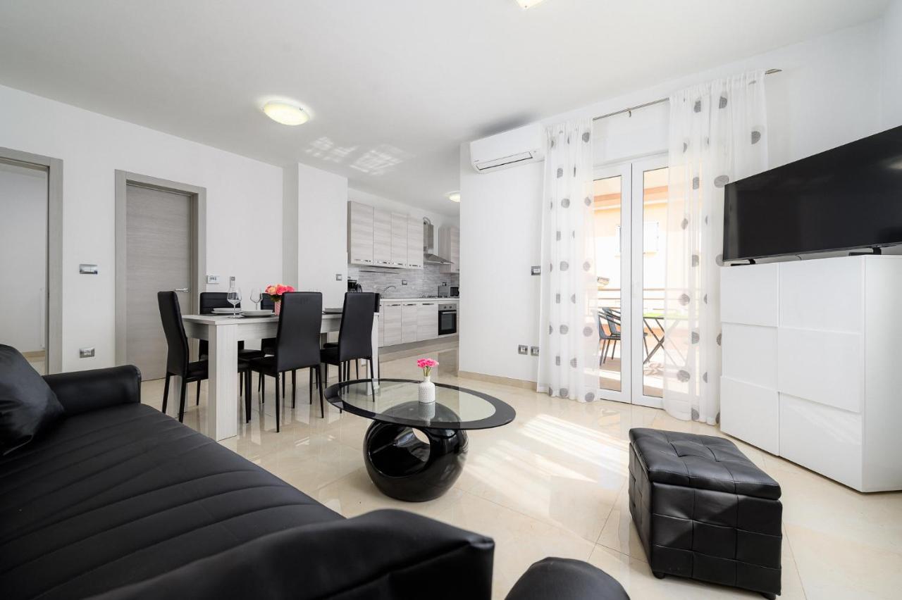 Stancija Amoroso Apartment *